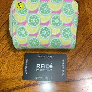 BRAND NEW…..Colorful Citrus Print Women’s RFID PROTECTED  Wallet